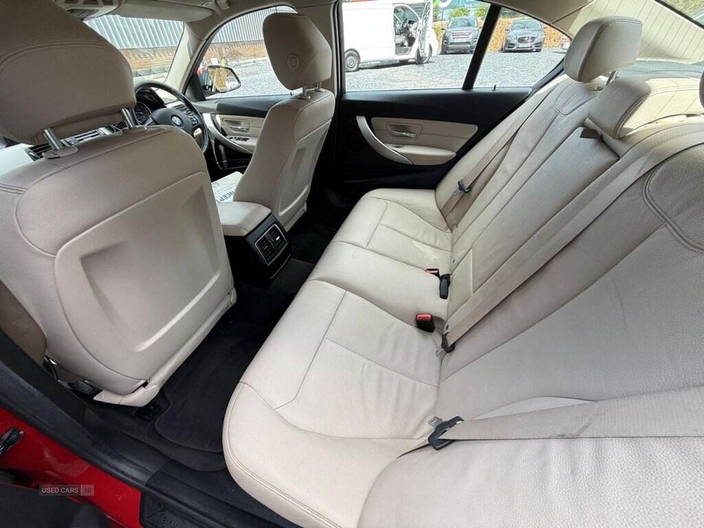 Apr 2016 BMW 3 Series 320d EfficientDynamics Plus 4dr