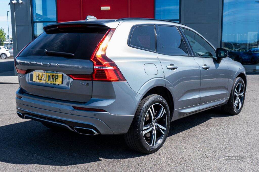 Apr 2021 Volvo XC60 2.0 B5D R DESIGN 5dr AWD Geartronic