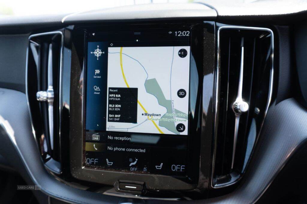 Apr 2021 Volvo XC60 2.0 B5D R DESIGN 5dr AWD Geartronic