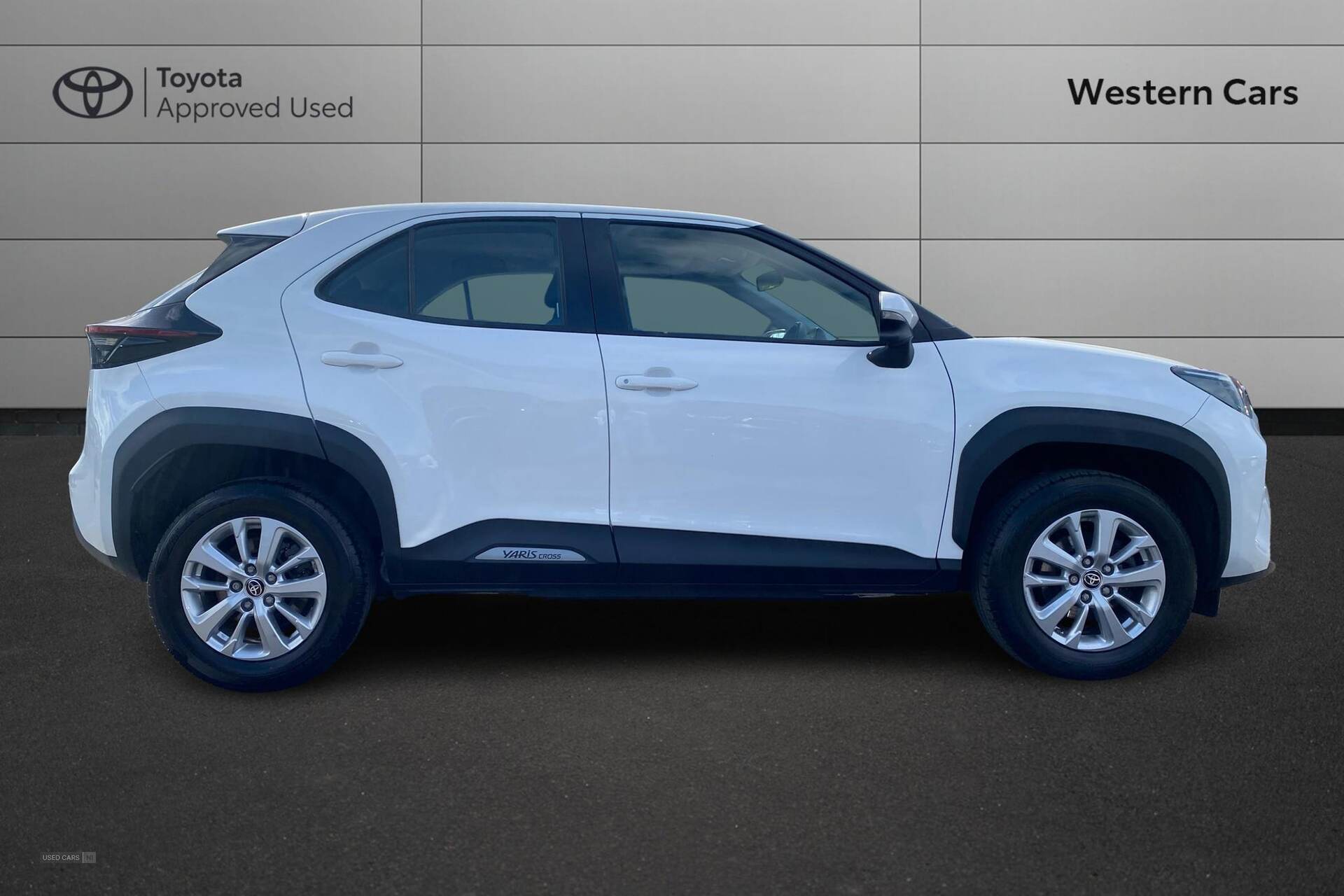Mar 2023 Toyota Yaris Cross 1.5 Hybrid Icon 5dr CVT