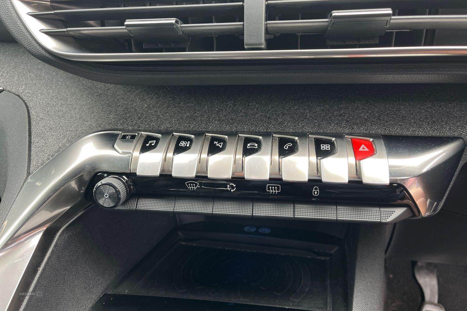 Mar 2017 Peugeot 3008 1.2 PureTech GT Line 5dr