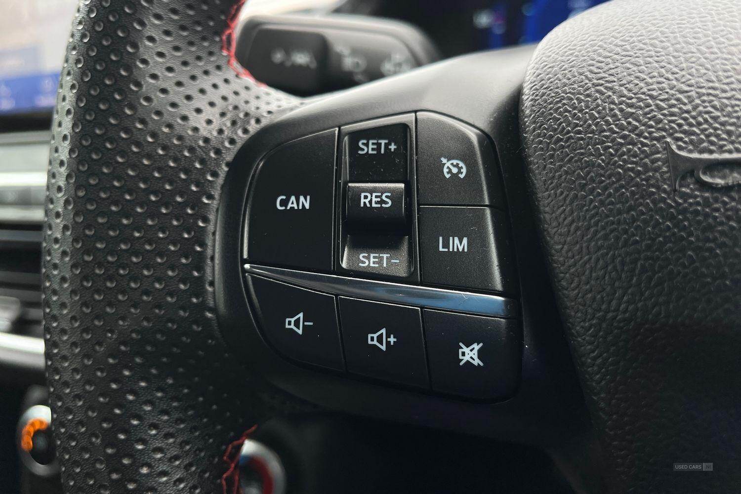 Jan 2023 Ford Puma 1.0 EcoBoost Hybrid mHEV ST-Line 5dr