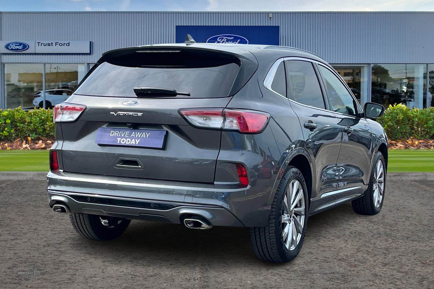 2024 Ford Kuga 2.5 PHEV Vignale 5dr **AUTO** REAR CAMERA, HEATED PREMIUM LEATHER SEATS, KEYLESS GO, POWER TAILGATE, B&O AUDIO, SAT NAV, APPLE CARPLAY