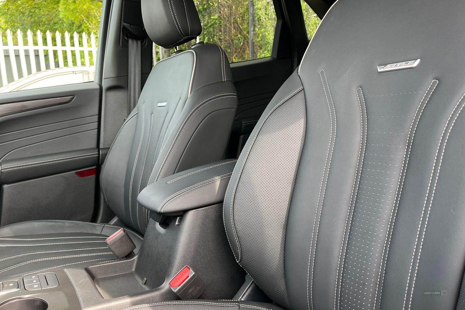 2024 Ford Kuga 2.5 PHEV Vignale 5dr **AUTO** REAR CAMERA, HEATED PREMIUM LEATHER SEATS, KEYLESS GO, POWER TAILGATE, B&O AUDIO, SAT NAV, APPLE CARPLAY