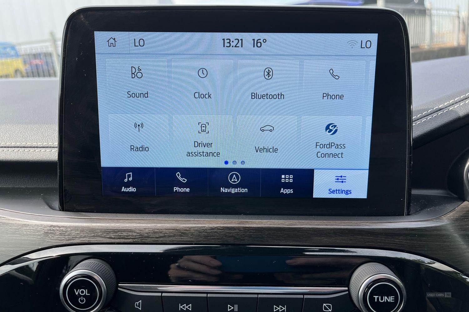 2024 Ford Kuga 2.5 PHEV Vignale 5dr **AUTO** REAR CAMERA, HEATED PREMIUM LEATHER SEATS, KEYLESS GO, POWER TAILGATE, B&O AUDIO, SAT NAV, APPLE CARPLAY