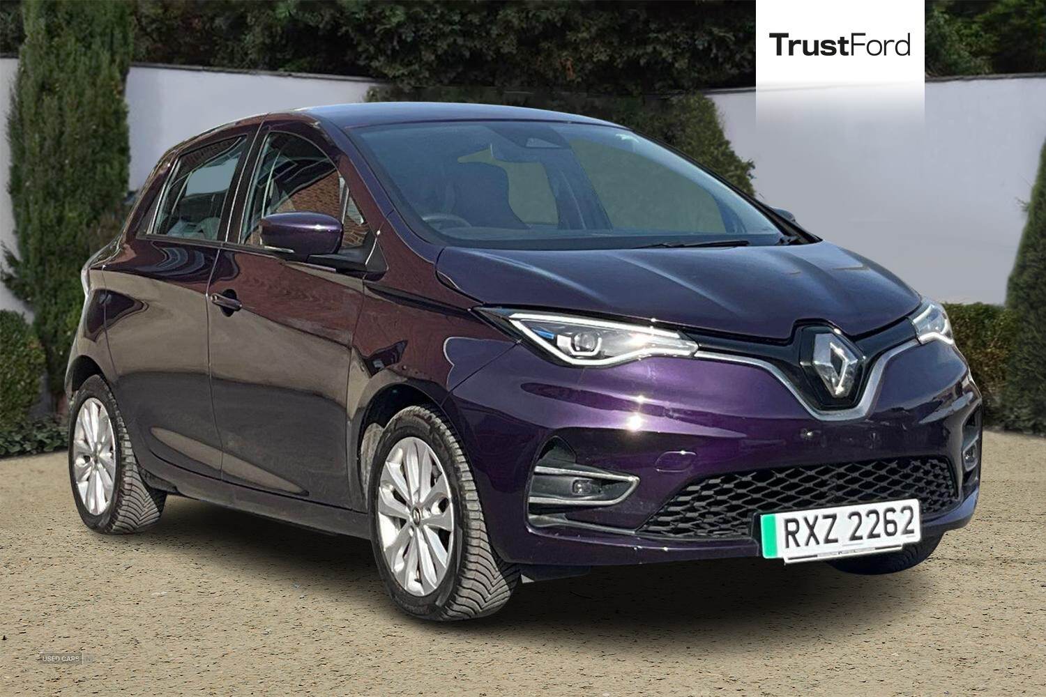Feb 2022 Renault Zoe 100kW Iconic R135 50kWh Rapid Charge 5dr Auto