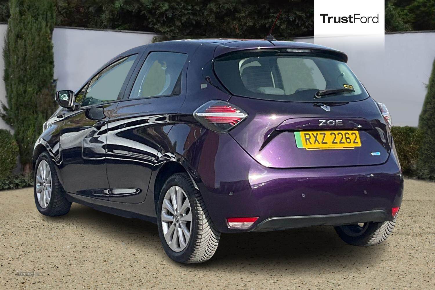Feb 2022 Renault Zoe 100kW Iconic R135 50kWh Rapid Charge 5dr Auto