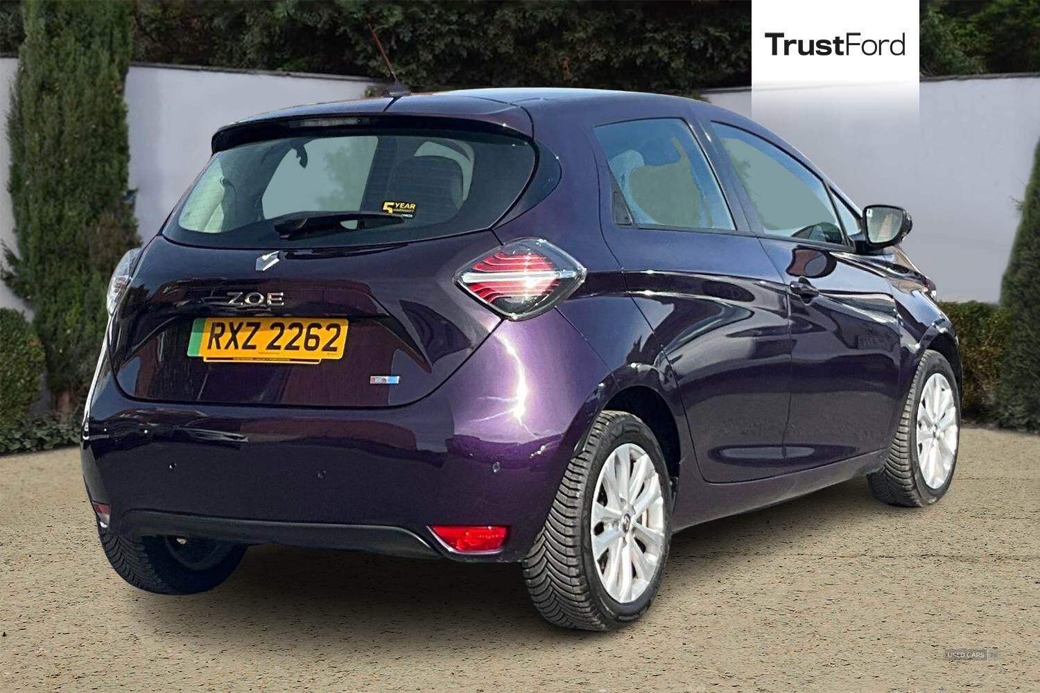 Feb 2022 Renault Zoe 100kW Iconic R135 50kWh Rapid Charge 5dr Auto
