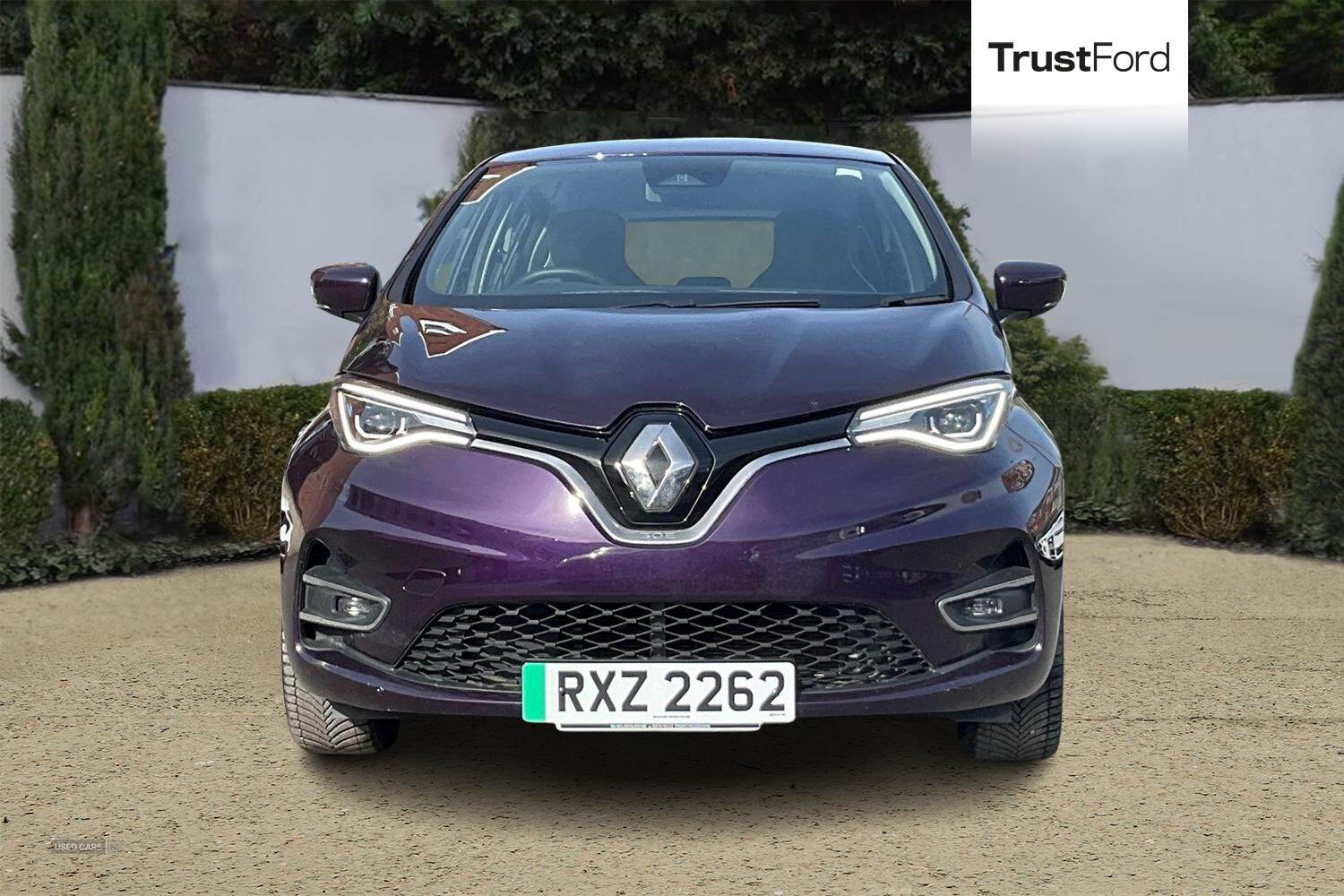 Feb 2022 Renault Zoe 100kW Iconic R135 50kWh Rapid Charge 5dr Auto