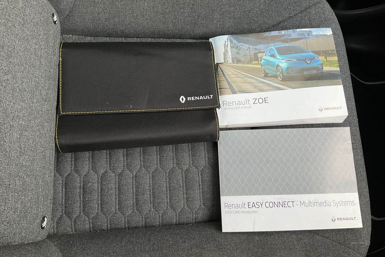 Feb 2022 Renault Zoe 100kW Iconic R135 50kWh Rapid Charge 5dr Auto