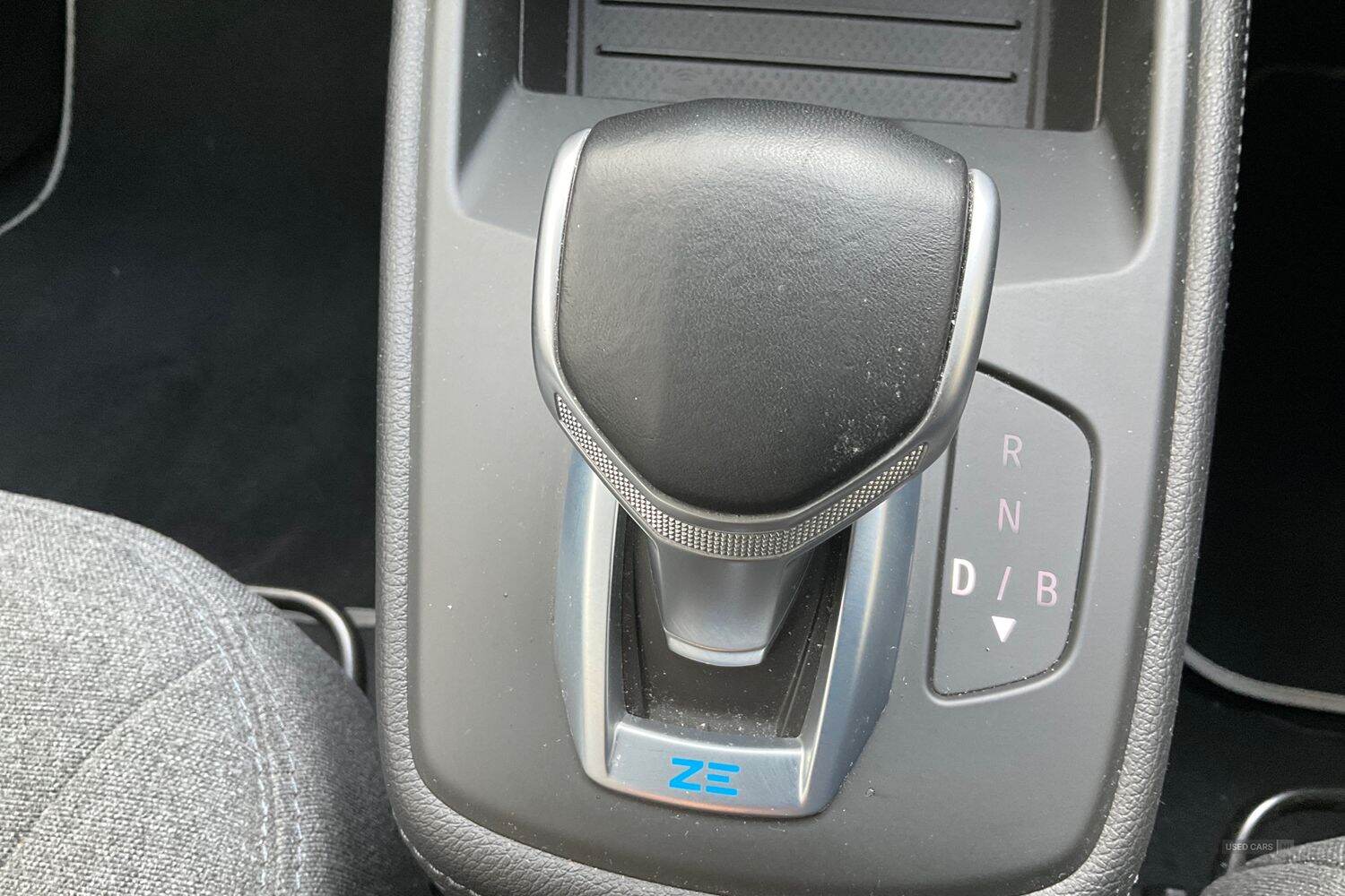 Feb 2022 Renault Zoe 100kW Iconic R135 50kWh Rapid Charge 5dr Auto