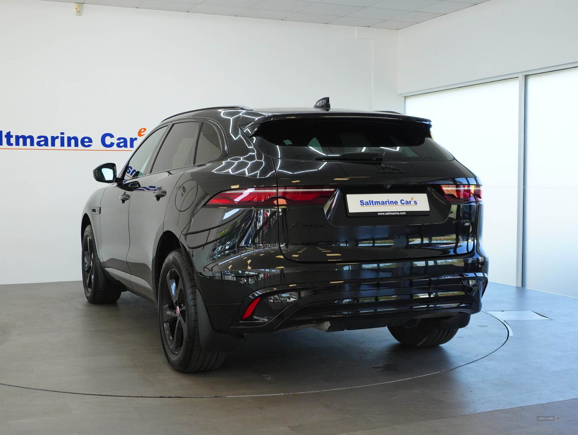 Jan 2023 Jaguar F-Pace 2.0 P400e R-Dynamic Black 5dr Auto AWD