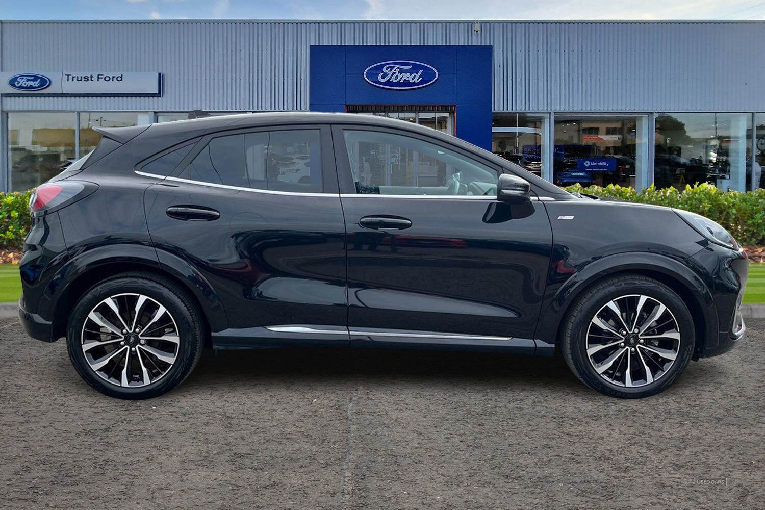 Feb 2023 Ford Puma 1.0 EcoBoost Hybrid mHEV ST-Line Vignale 5dr