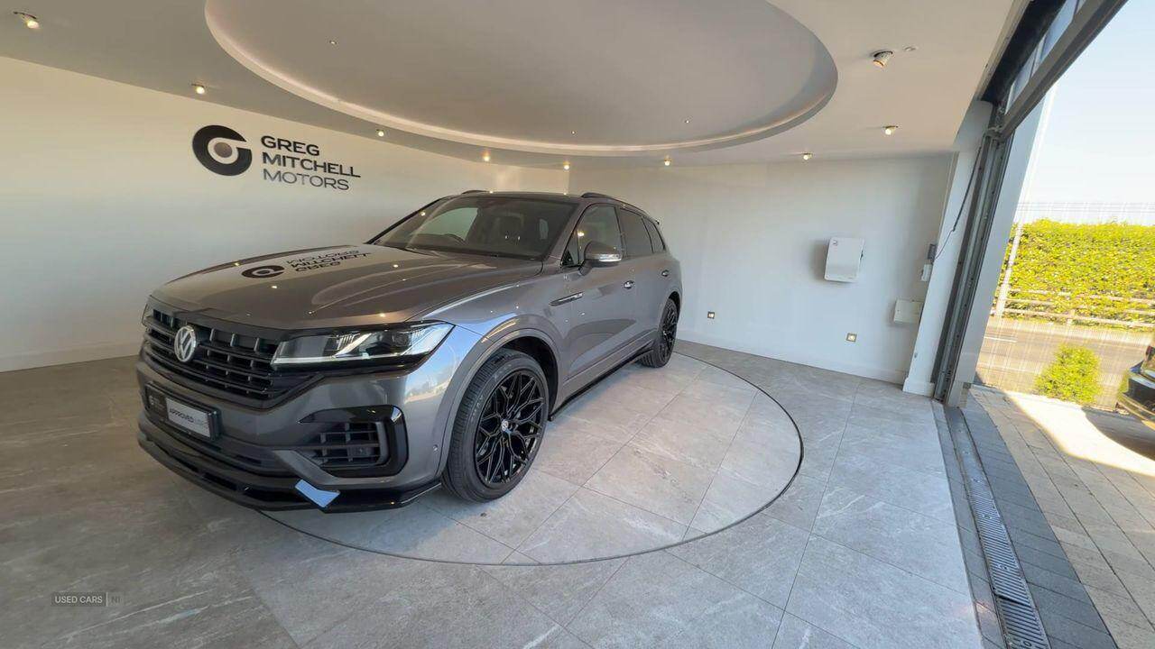 May 2020 Volkswagen Touareg 3.0 V6 TDI 4Motion R-Line 5dr Tip Auto