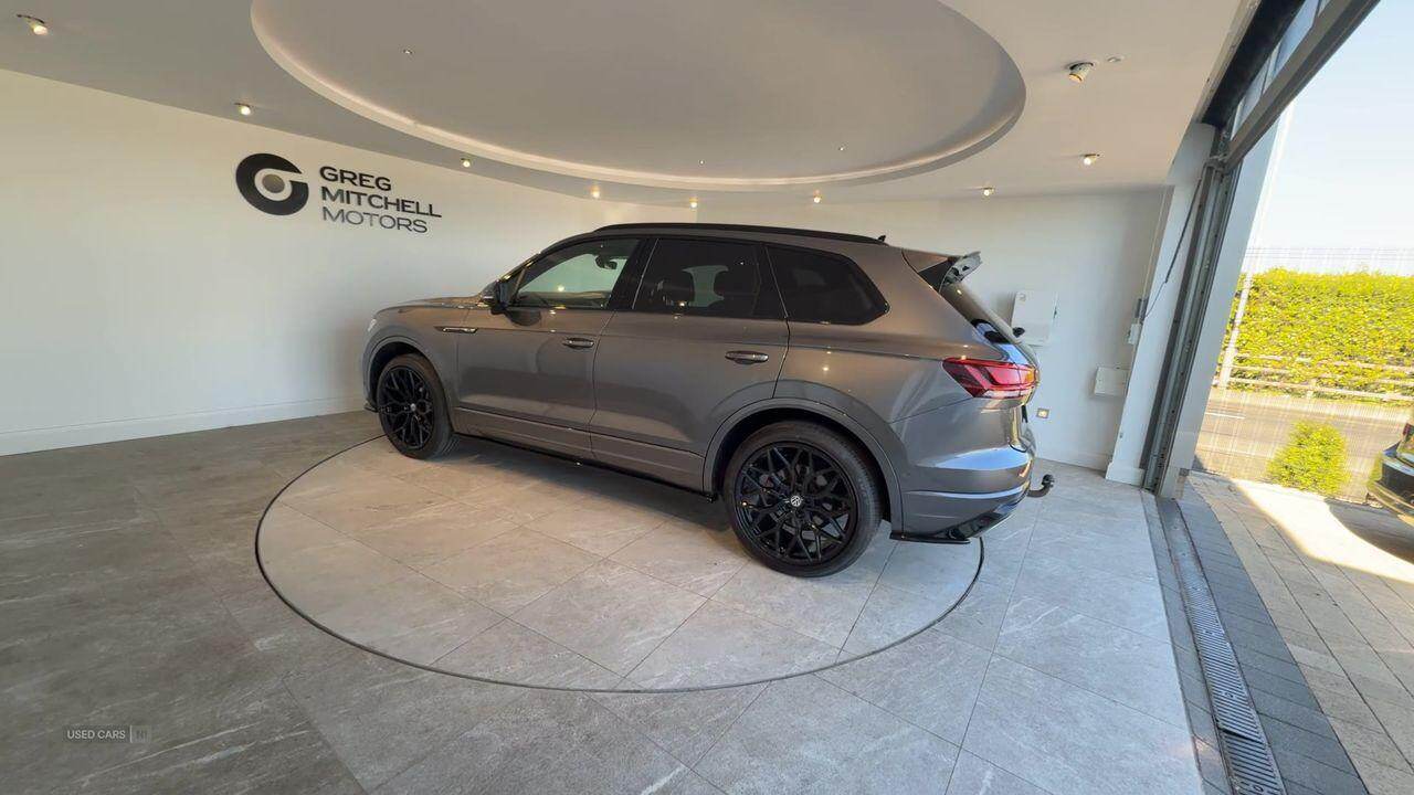 May 2020 Volkswagen Touareg 3.0 V6 TDI 4Motion R-Line 5dr Tip Auto