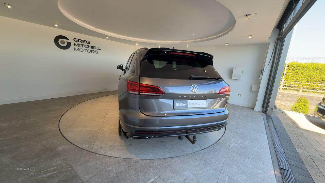 May 2020 Volkswagen Touareg 3.0 V6 TDI 4Motion R-Line 5dr Tip Auto
