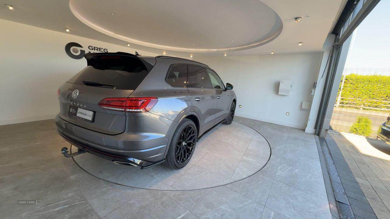 May 2020 Volkswagen Touareg 3.0 V6 TDI 4Motion R-Line 5dr Tip Auto