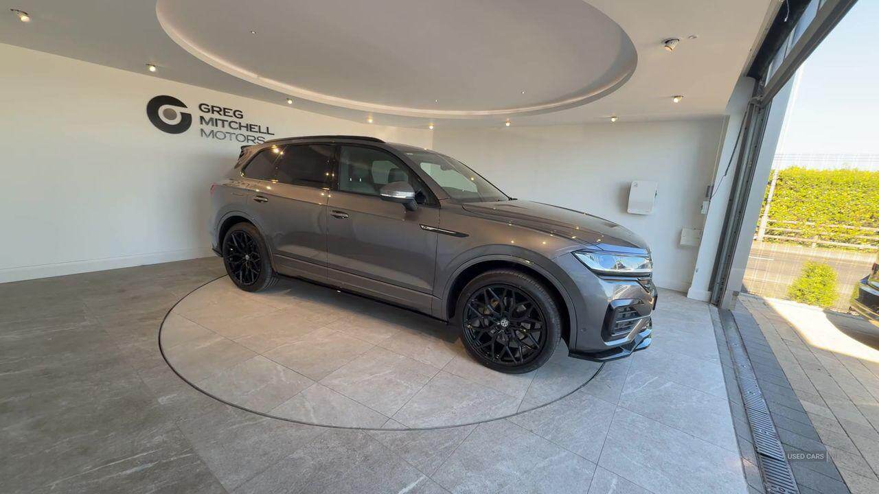 May 2020 Volkswagen Touareg 3.0 V6 TDI 4Motion R-Line 5dr Tip Auto