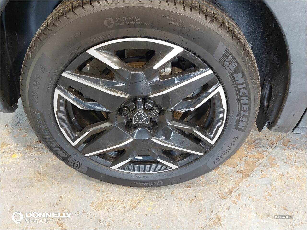 Aug 2024 Peugeot 3008 1.2 Hybrid 136 Allure 5dr e-DSC6