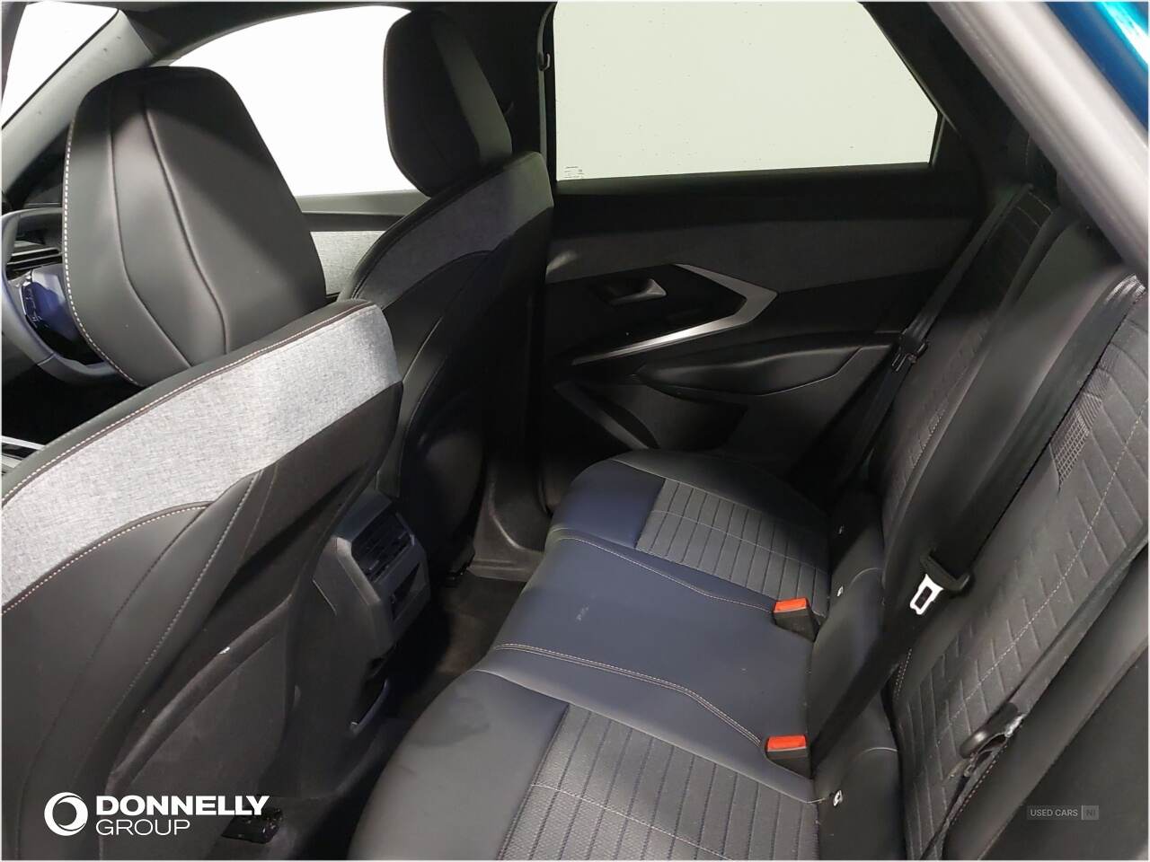 Aug 2024 Peugeot 3008 1.2 Hybrid 136 Allure 5dr e-DSC6