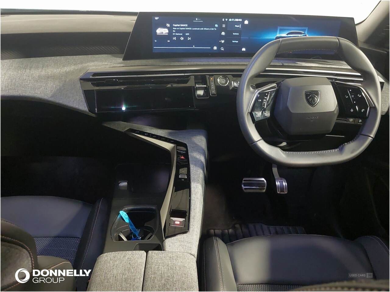 Aug 2024 Peugeot 3008 1.2 Hybrid 136 Allure 5dr e-DSC6
