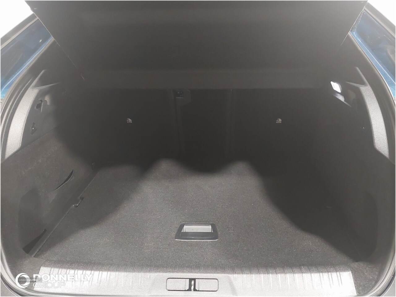 Aug 2024 Peugeot 3008 1.2 Hybrid 136 Allure 5dr e-DSC6
