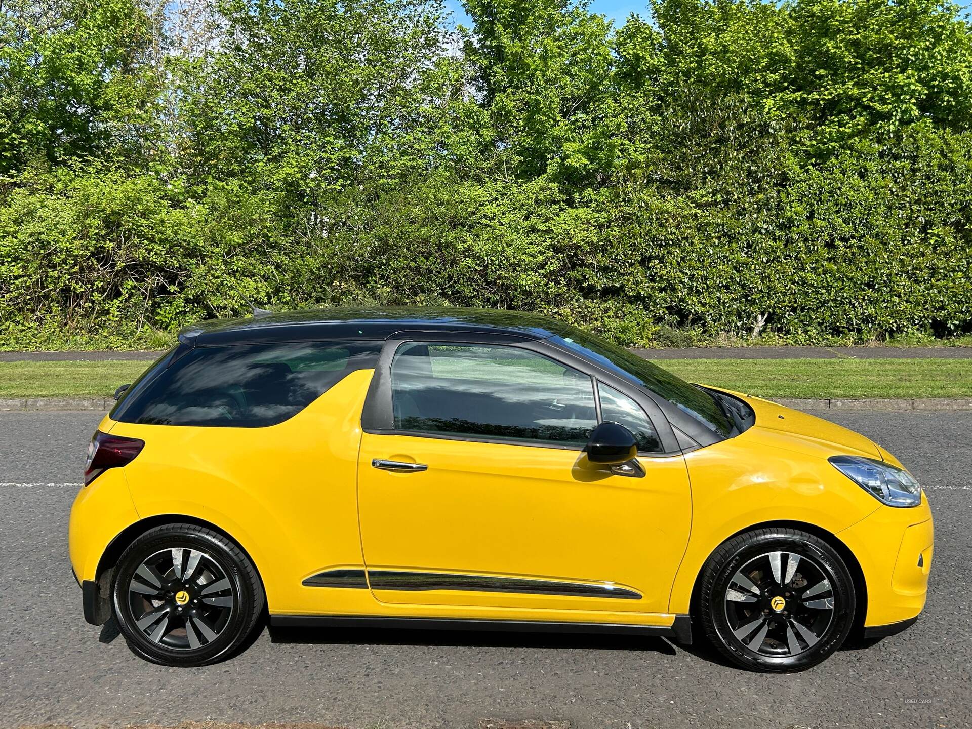 Jun 2014 Citroen DS3 1.6 e-HDi Airdream DStyle 3dr [91g/km]