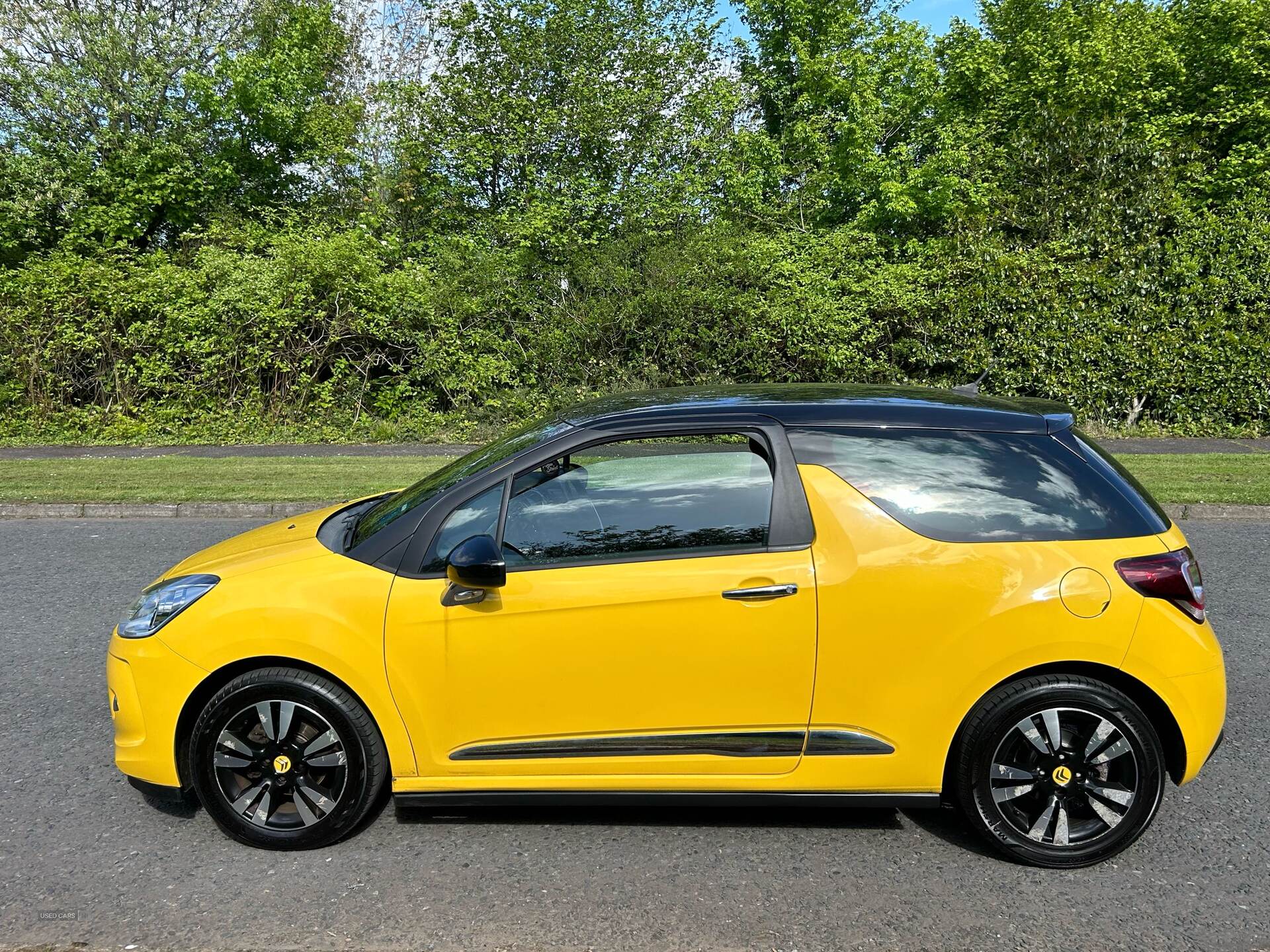Jun 2014 Citroen DS3 1.6 e-HDi Airdream DStyle 3dr [91g/km]