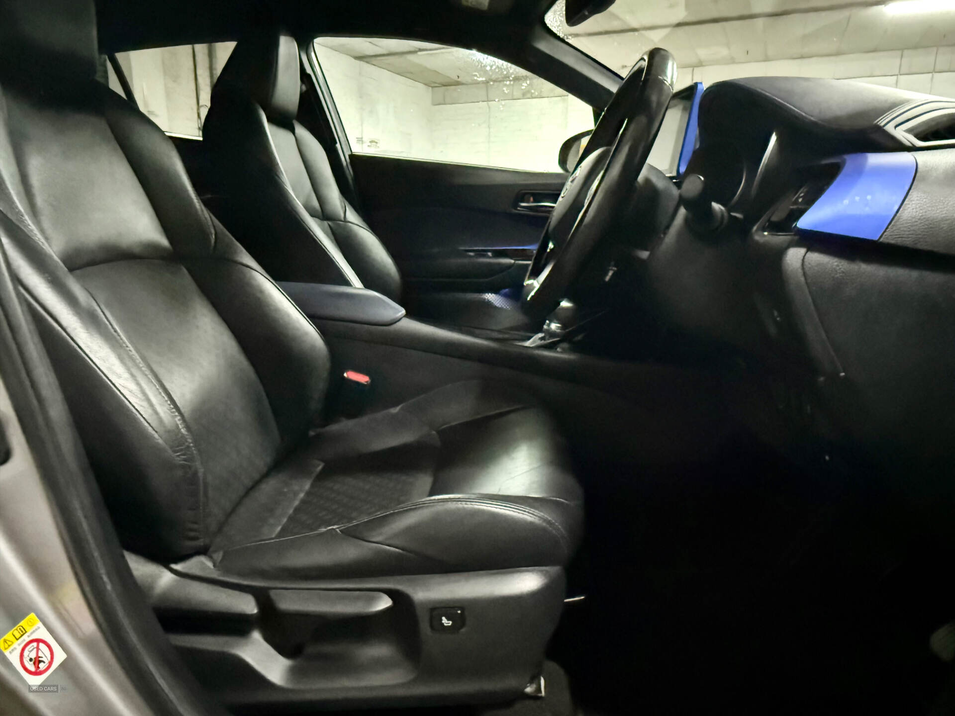 May 2017 Toyota C-HR 1.8 Hybrid Dynamic 5dr CVT