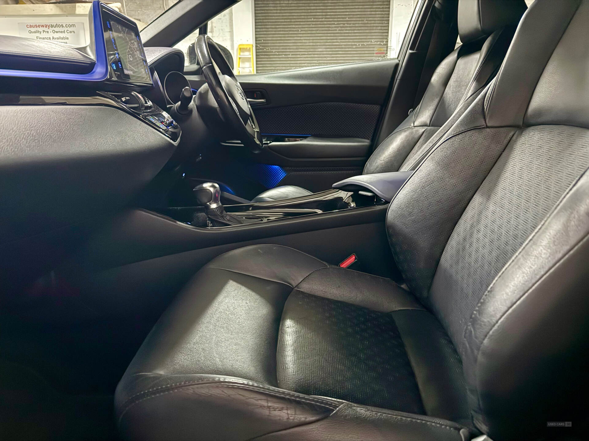 May 2017 Toyota C-HR 1.8 Hybrid Dynamic 5dr CVT
