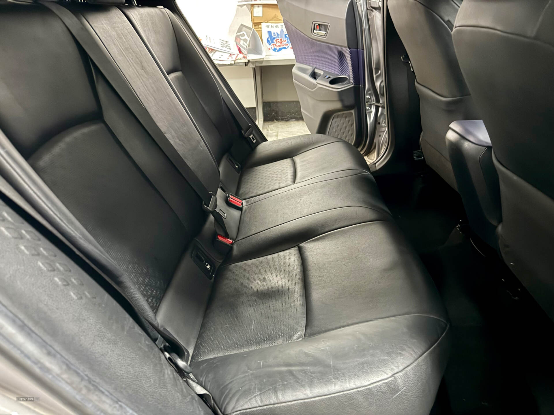 May 2017 Toyota C-HR 1.8 Hybrid Dynamic 5dr CVT
