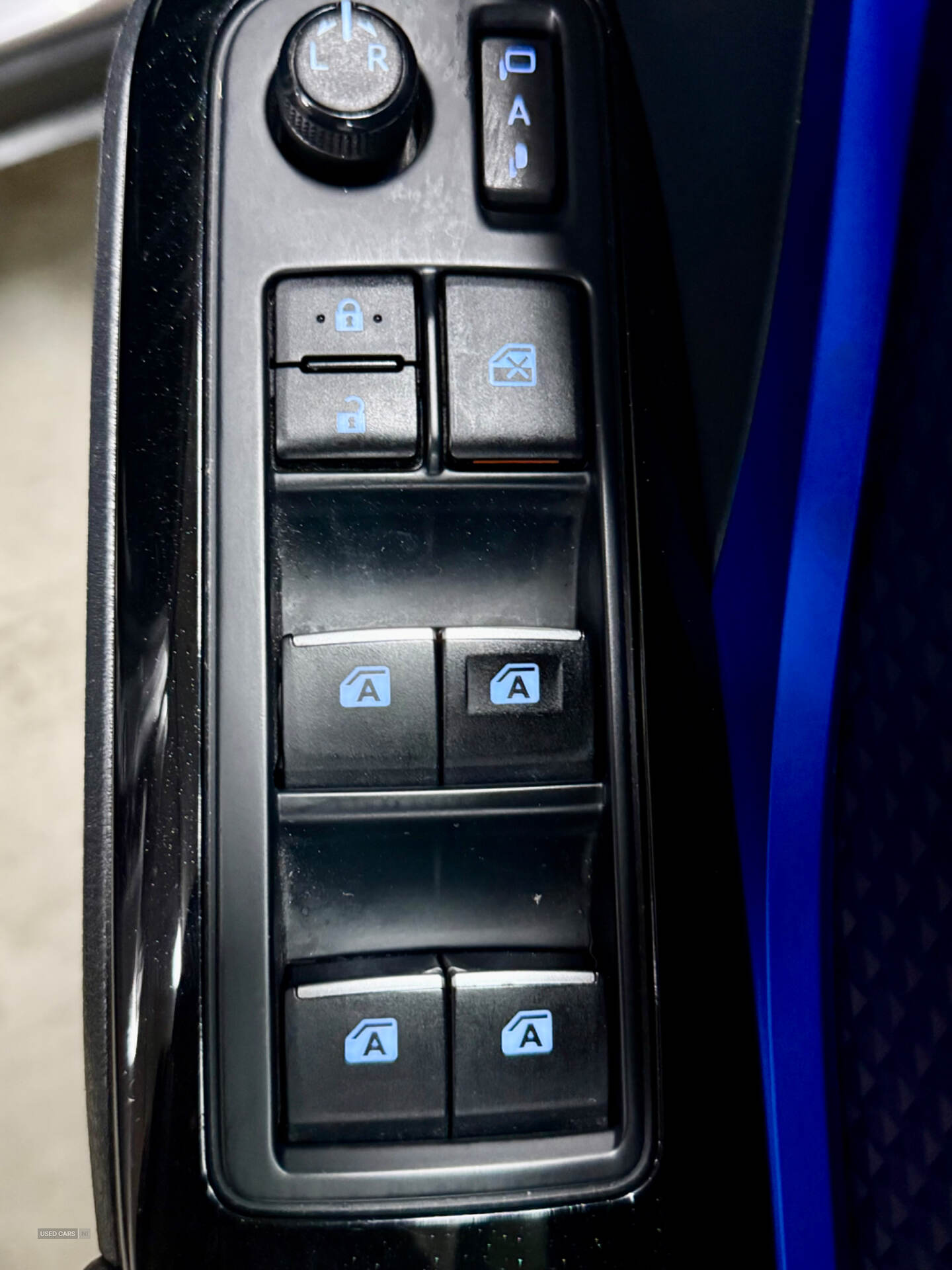 May 2017 Toyota C-HR 1.8 Hybrid Dynamic 5dr CVT