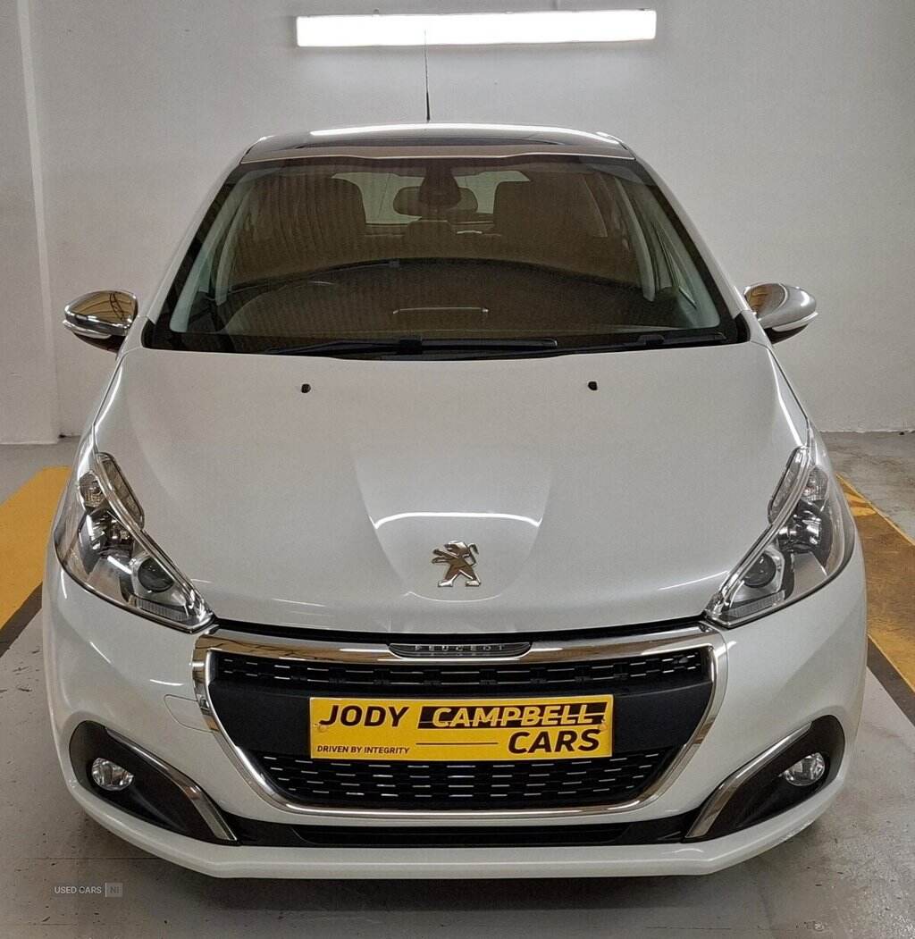Jun 2018 Peugeot 208 1.2 PureTech Allure Premium 5dr