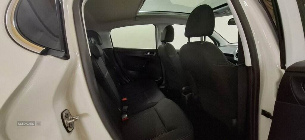 Jun 2018 Peugeot 208 1.2 PureTech Allure Premium 5dr