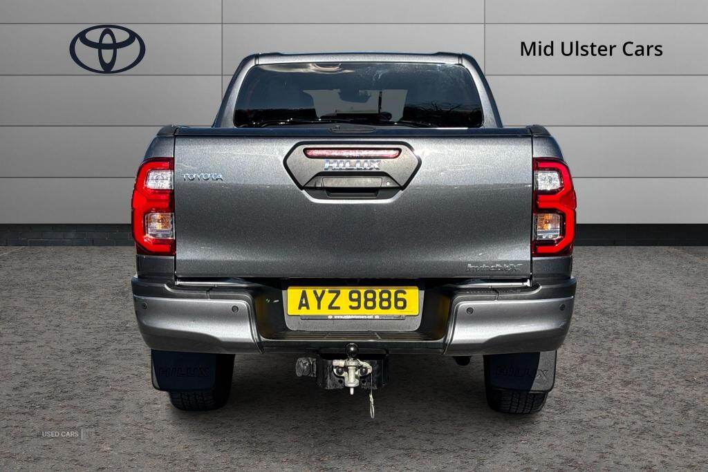 Sep 2021 Toyota Hilux Invincible X D/Cab Pick Up 2.8 D-4D Auto