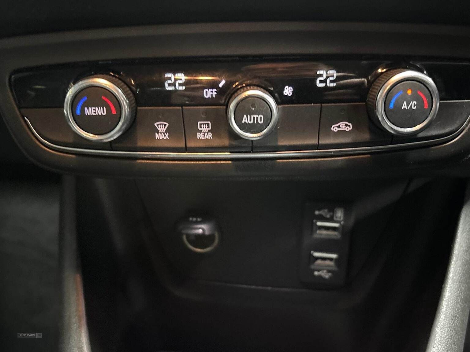 Oct 2017 Vauxhall Crossland X 1.2 Tech Line Nav 5Dr