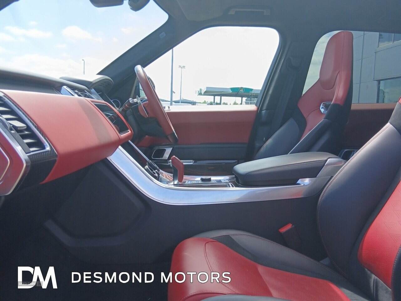  2022 Land Rover Range Rover Sport 5.0 P575 S/C SVR Carbon Edition
