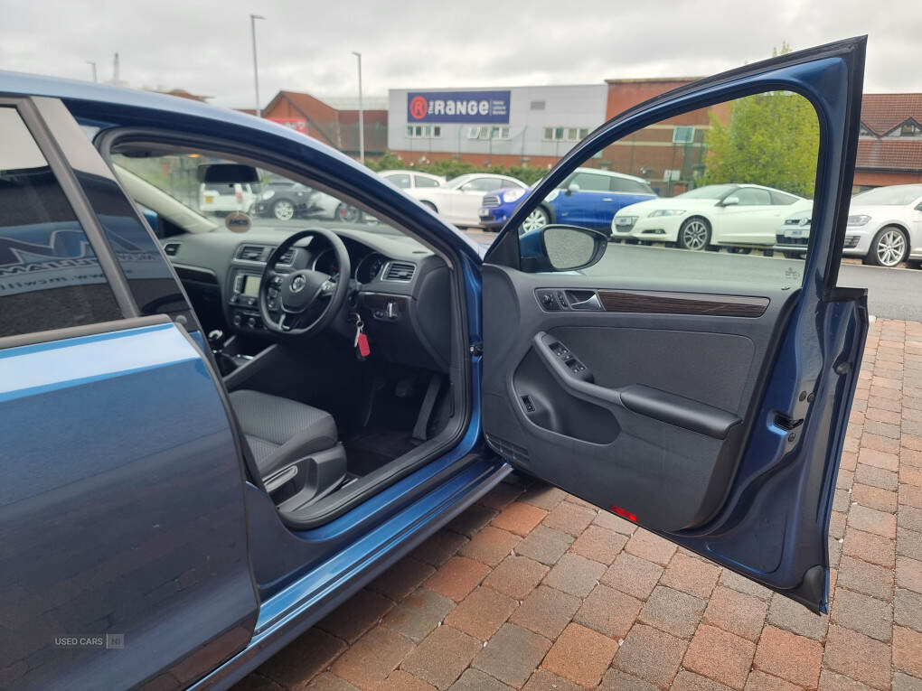 Mar 2015 Volkswagen Jetta SE BlueMotion Technology TDI