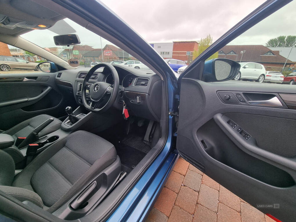 Mar 2015 Volkswagen Jetta SE BlueMotion Technology TDI