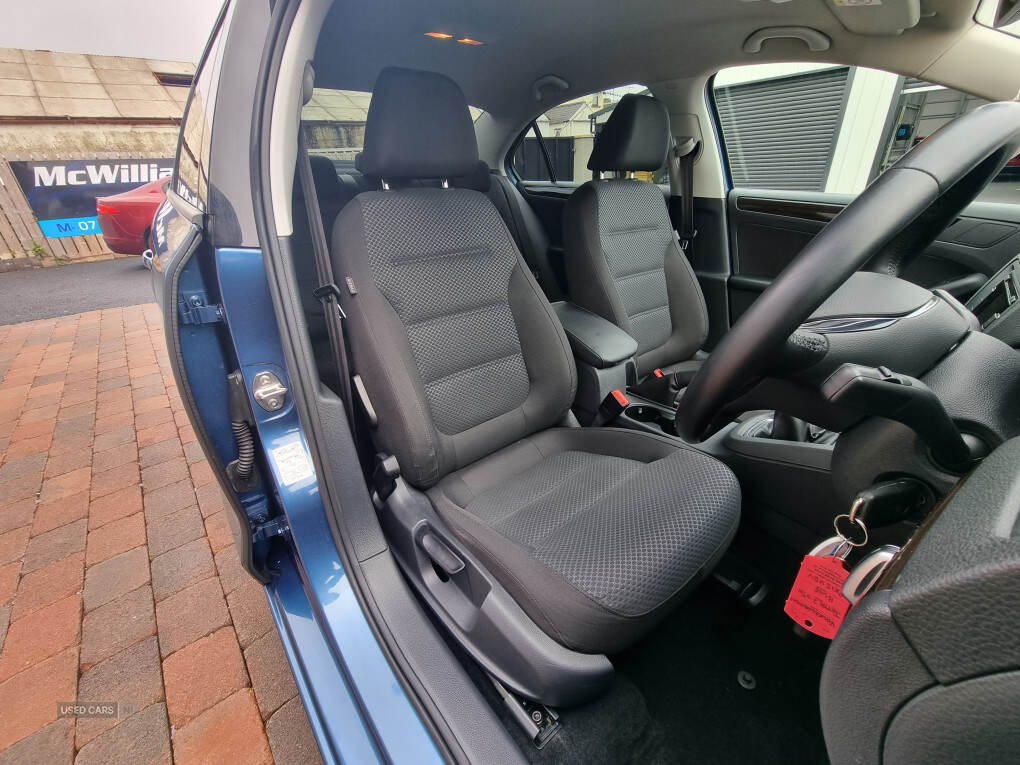 Mar 2015 Volkswagen Jetta SE BlueMotion Technology TDI
