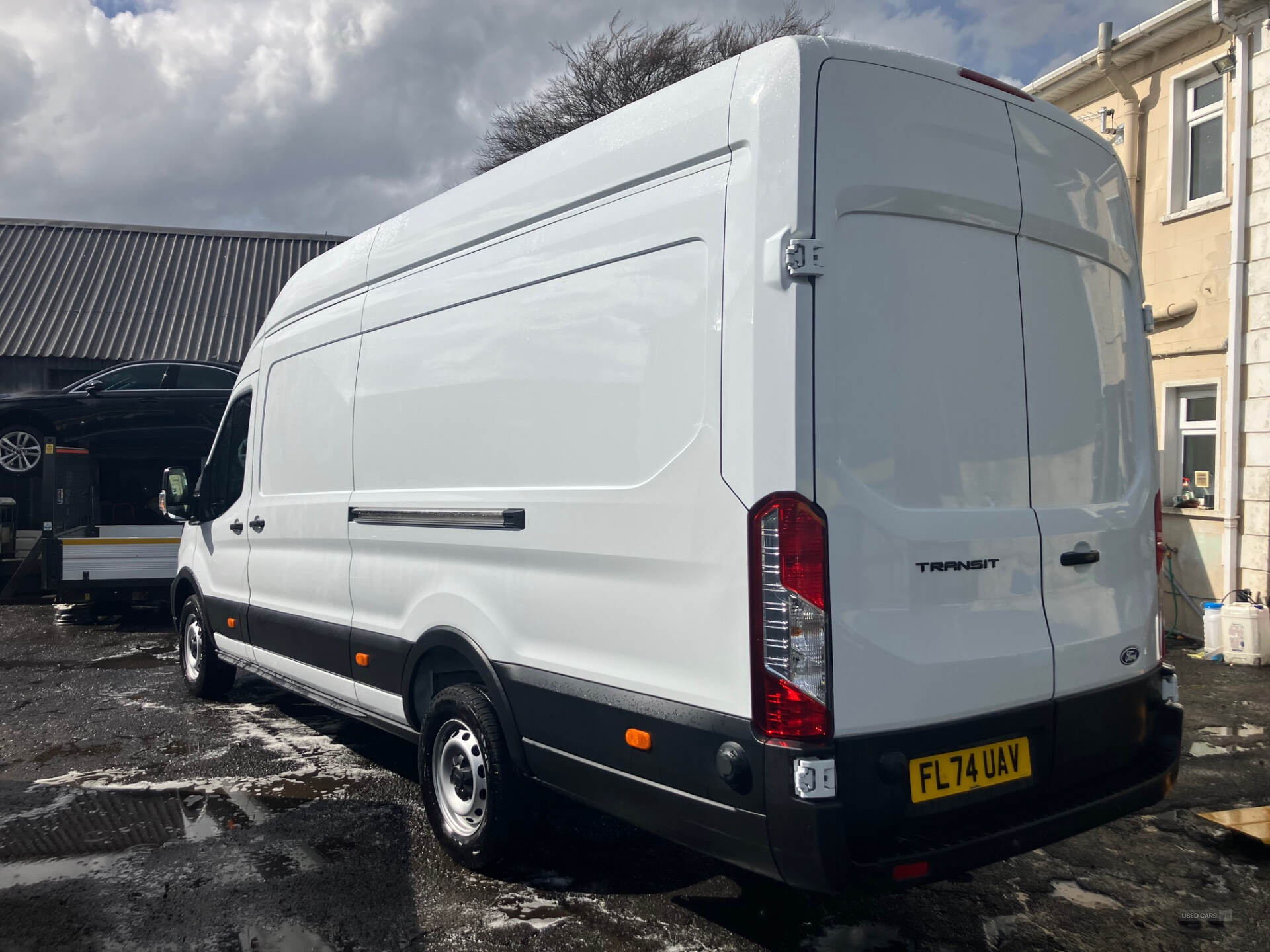Oct 2024 Ford Transit 2.0 EcoBlue 130ps H3 Leader Van [DAP]