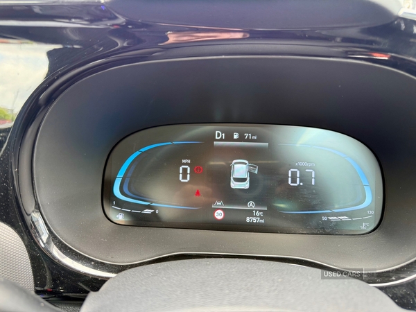 Hyundai i10 HATCHBACK in Down