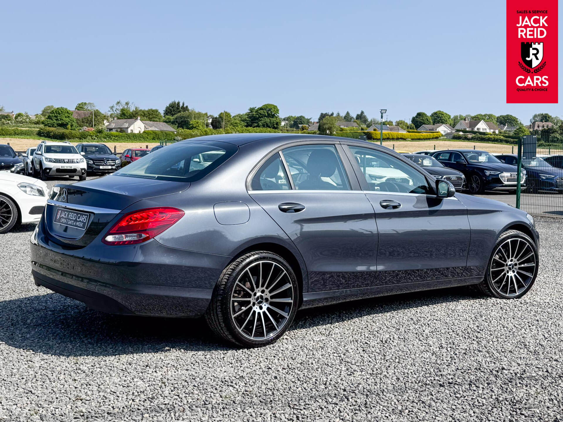 Jan 2016 Mercedes C-Class C220d SE 4dr Auto