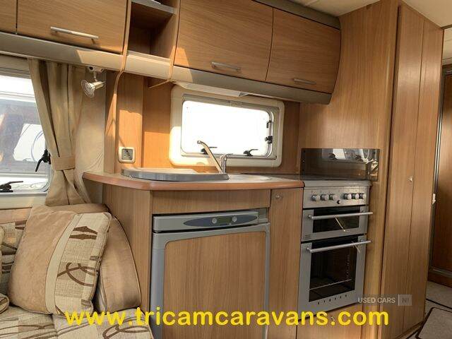  2007 Swift Challenger 540/4, Fixed End Bed 4 Berth