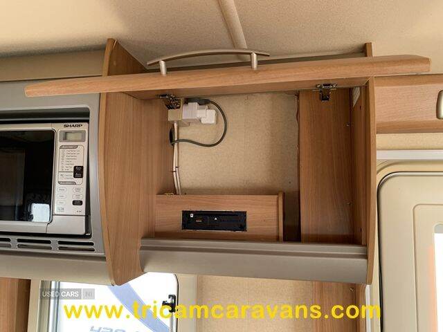  2007 Swift Challenger 540/4, Fixed End Bed 4 Berth