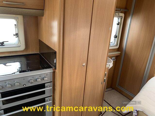  2007 Swift Challenger 540/4, Fixed End Bed 4 Berth