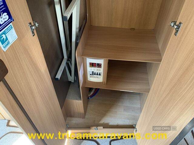  2007 Swift Challenger 540/4, Fixed End Bed 4 Berth