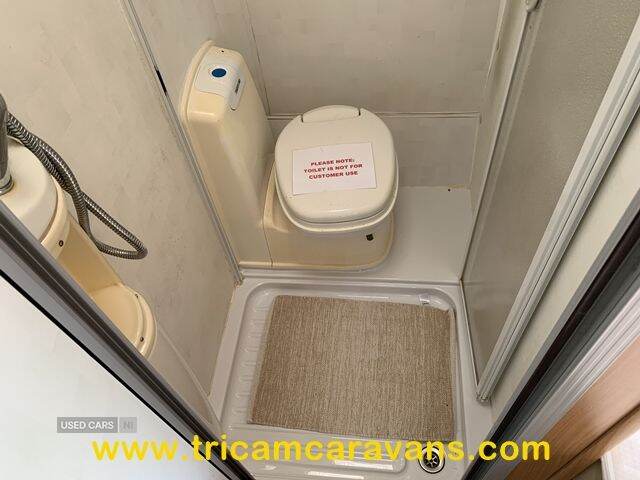  2007 Swift Challenger 540/4, Fixed End Bed 4 Berth