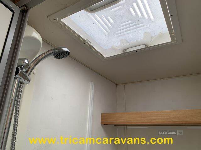  2007 Swift Challenger 540/4, Fixed End Bed 4 Berth