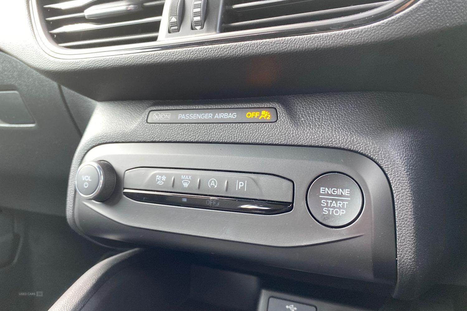 Mar 2025 Ford Focus 1.0 EcoBoost Hybrid mHEV ST-Line 5dr